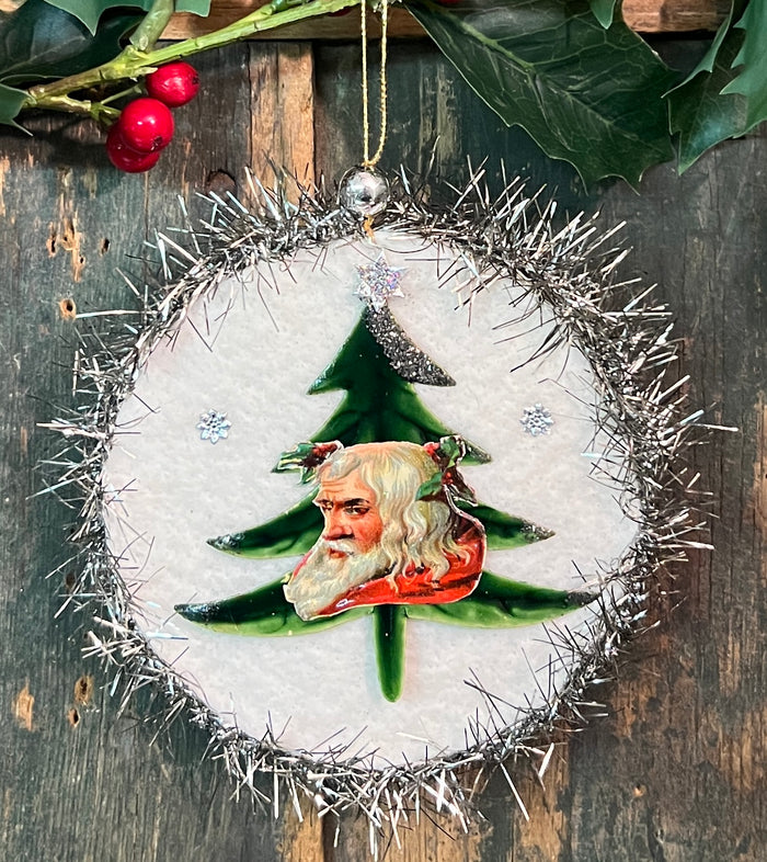 ER-2418G Santa & Tree Cotton Batting Ornament - Silver