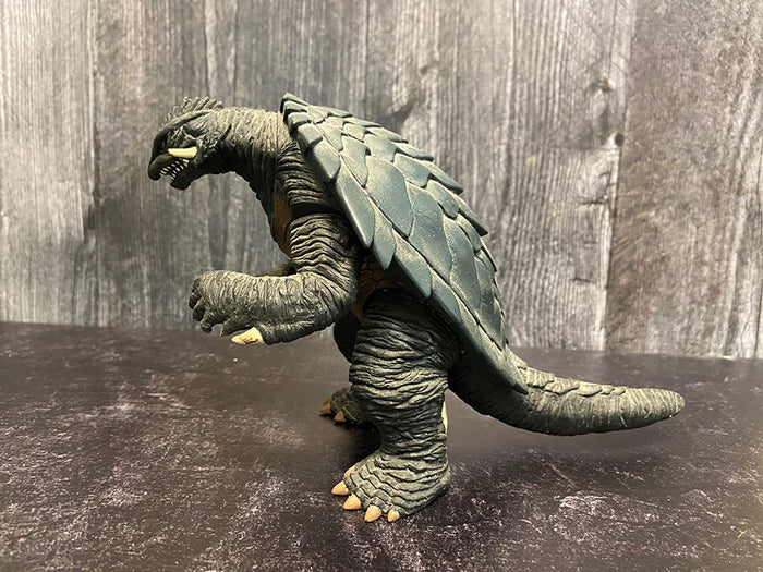 GAMERA VINYL FIGURE BANDAI 2005