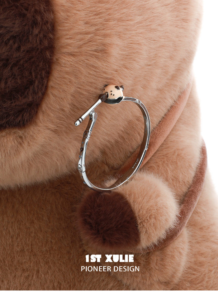 1STXULIE Superior Niche Capybara Bracelet T5839