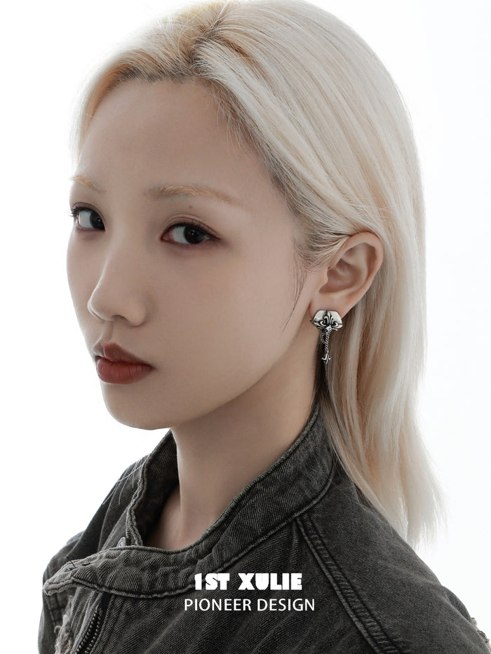 1STXULIE Superior Niche Iris Collection Gothic Retro Stud Earring T5881