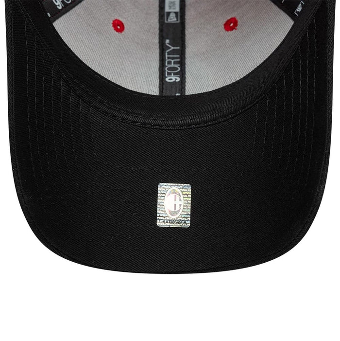 Pictured is this AC Milan Contrast 9FORTY cap in red & black. 5