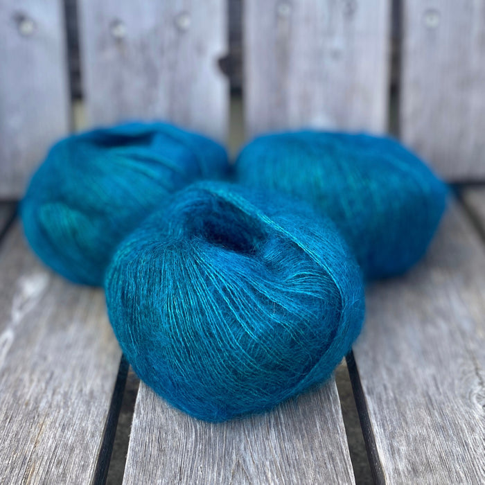 Deep Blue 3475