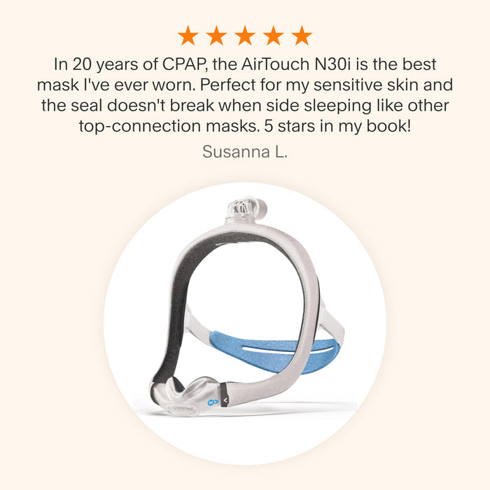 Testimonial praising the AirTouch N30i as the best CPAP mask after 20 years of use, highlighting its gentle fit for sensitive skin and reliable seal for side sleepers.