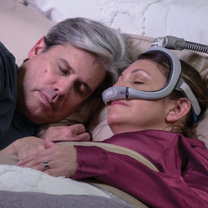 Woman in Bed Waring Nasal Airtouch N30i Mask