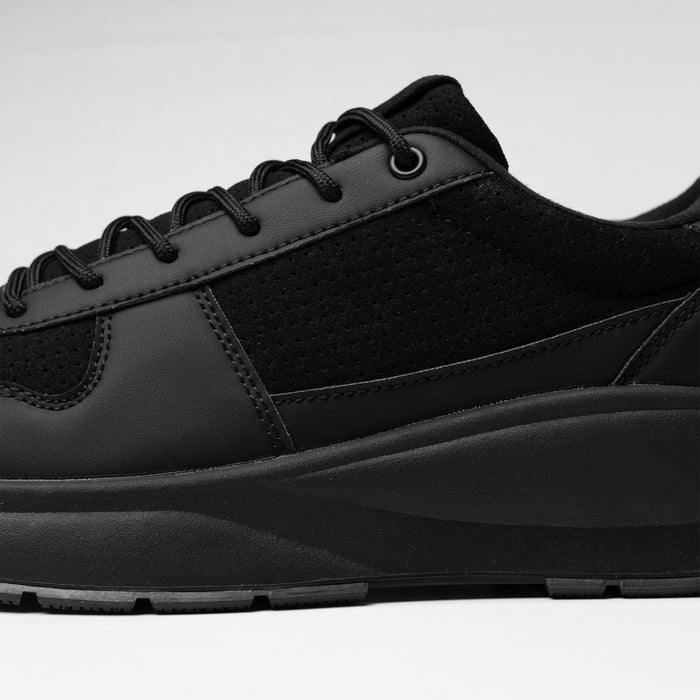 Casual Runner | Black