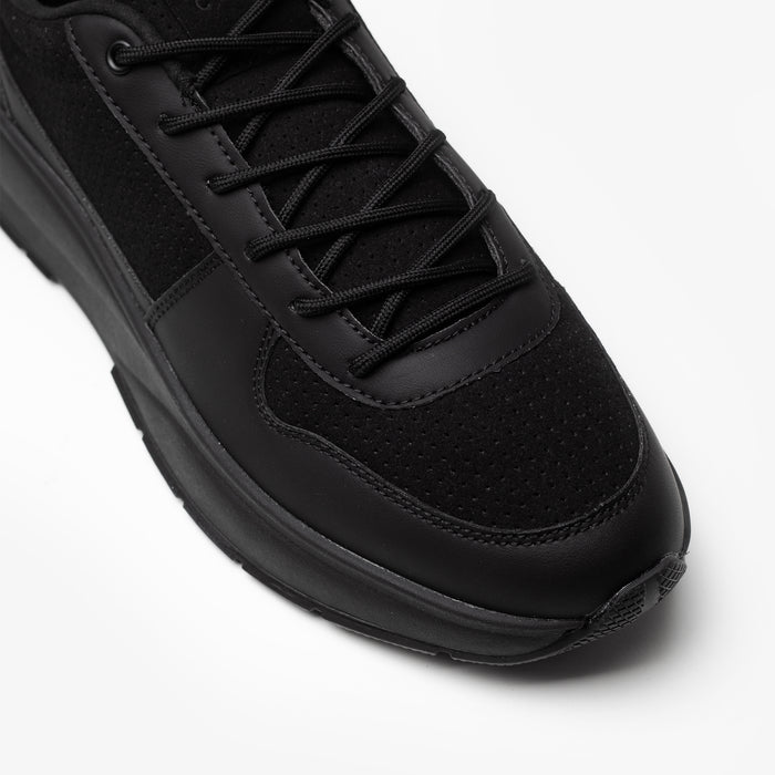 Casual Runner | Black