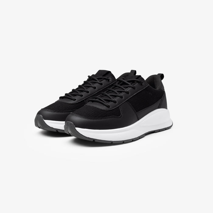 Casual Runner | Black/White