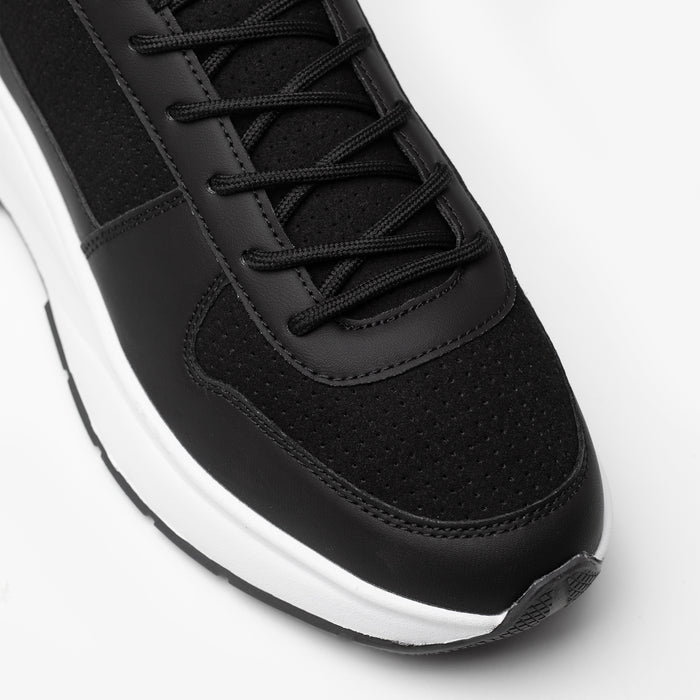 Casual Runner | Black/White