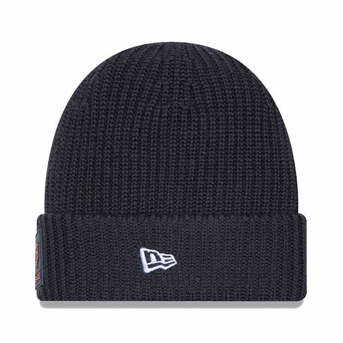 Chicago Bears New Era 2025 Bear Face Sideline On-Field Cold Weather Knit Cap