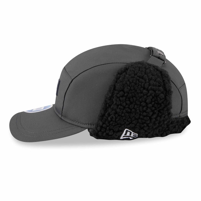 Chicago Bears New Era 2025 Sideline Cold Weather Dog Ear Runner Adjustable Cap