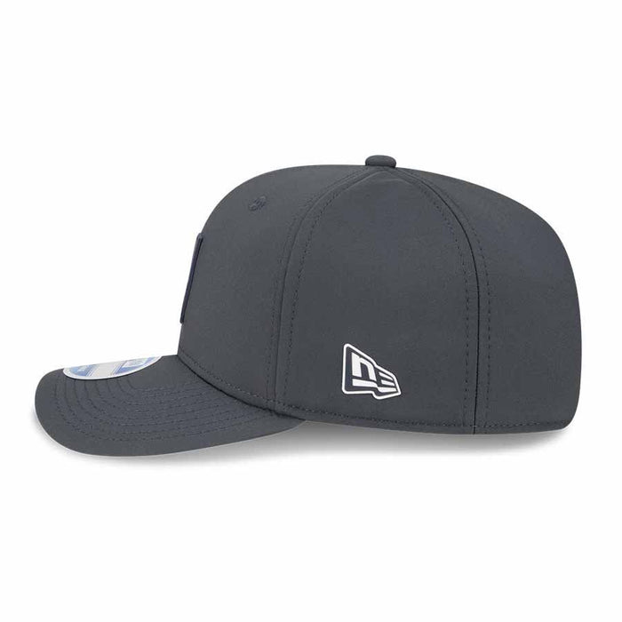 Chicago Bears New Era 2025 Sideline On-Field 9SEVENTY Stretch Snap Adjustable Trucker Cap