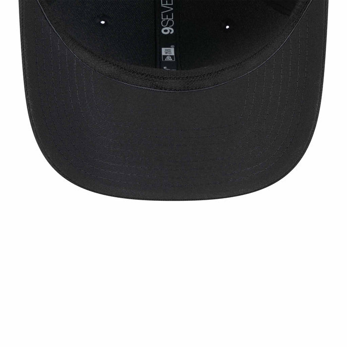 Chicago Bulls New Era Black Bulls Head Logo 9SEVENTY Stretch Fit Multi Rope Adjustable Cap