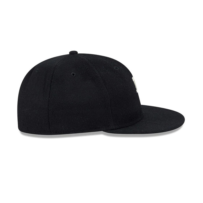 Pictured is this Fear Of God X MLB Chicago White Sox Retro Crown 59FIFTY Fitted cap in black. 6