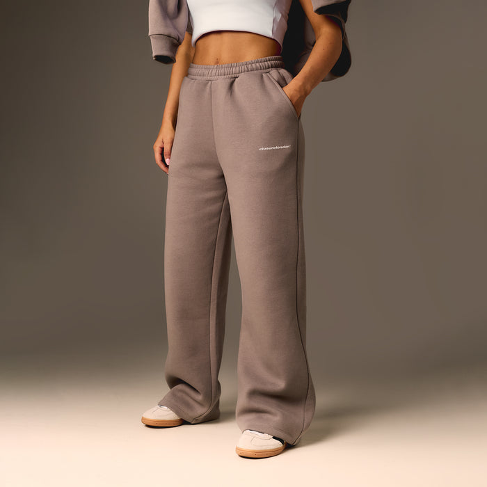 Core Logo Open Hem Jogger | Pebble