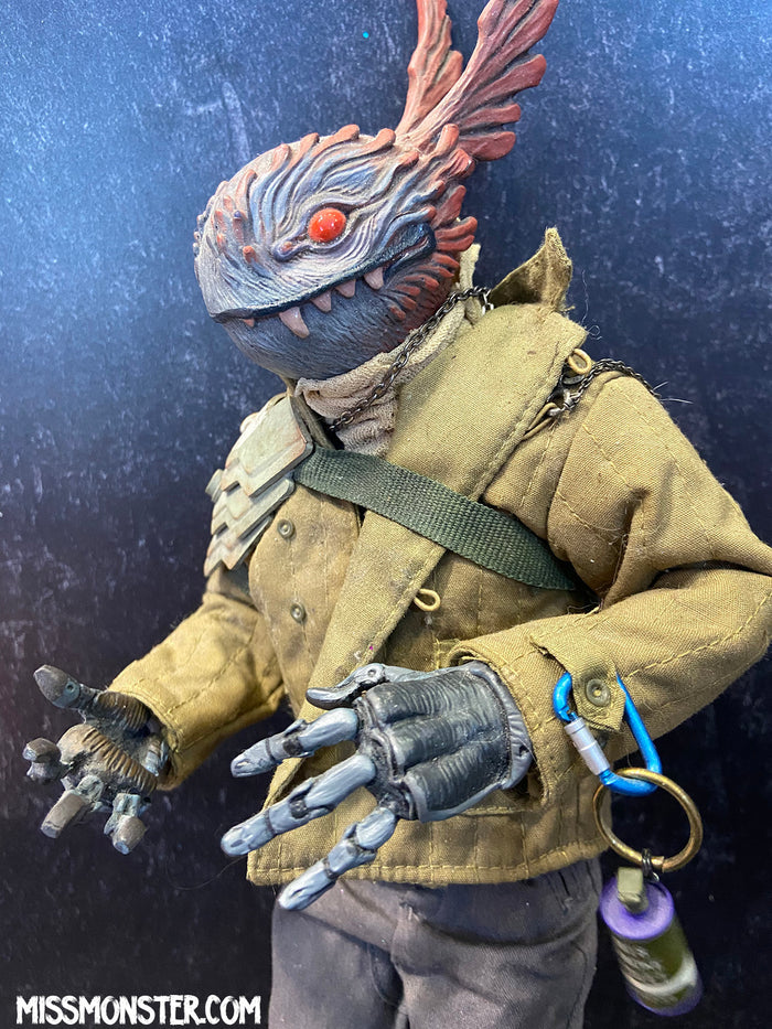 CUSTOM 1/6 FIGURE- MONSTER CRITTER