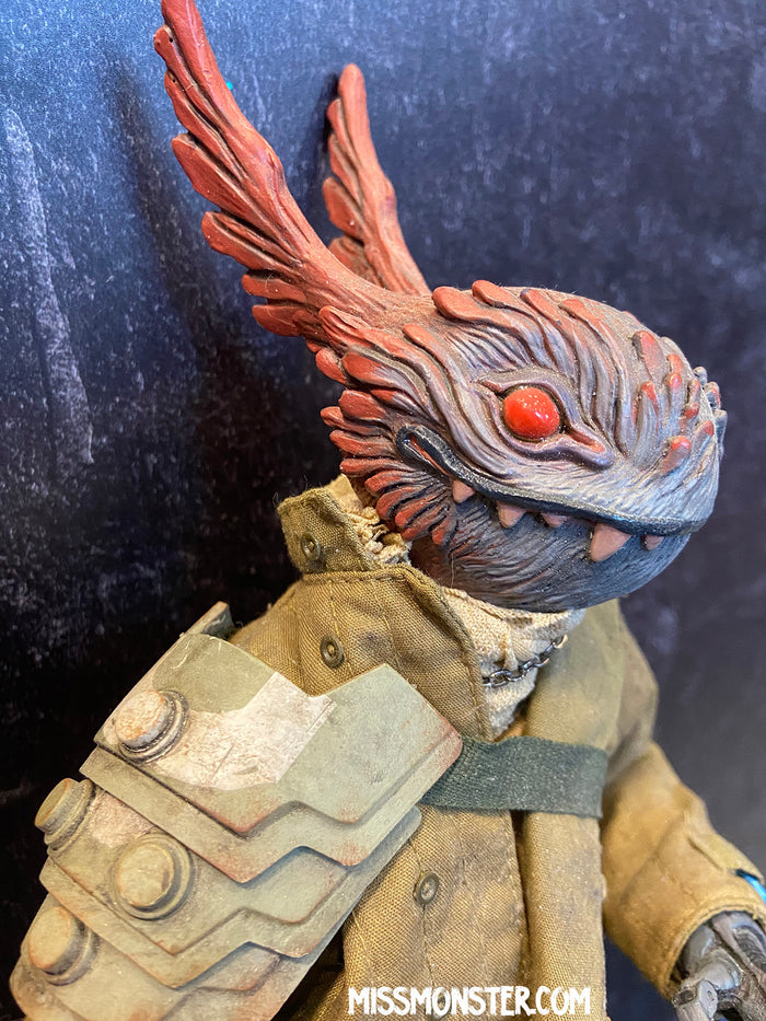 CUSTOM 1/6 FIGURE- MONSTER CRITTER