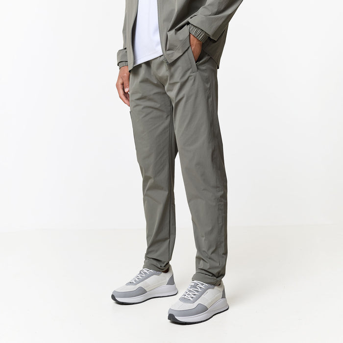 Double Pocket Tech Trouser | Olive