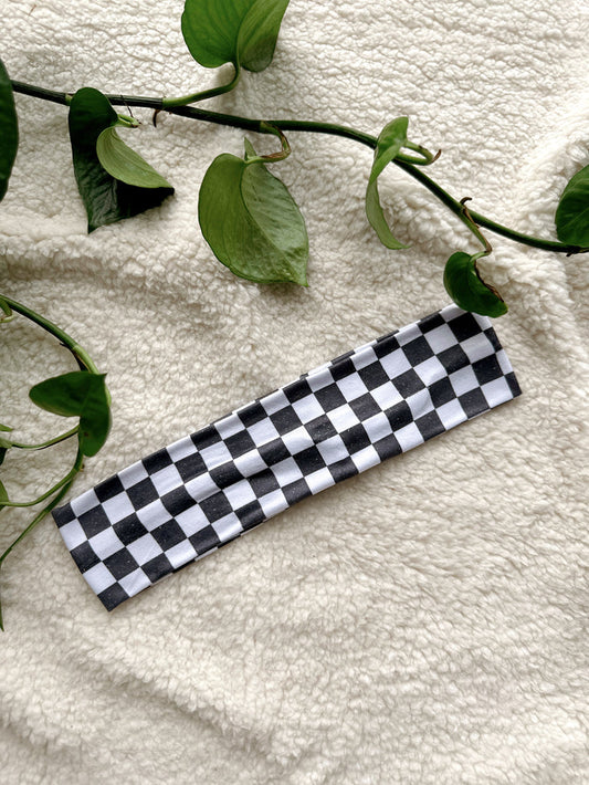 Flatband - Distressed Black Checker