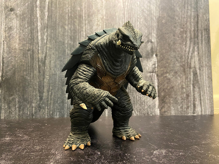 GAMERA VINYL FIGURE BANDAI 2005