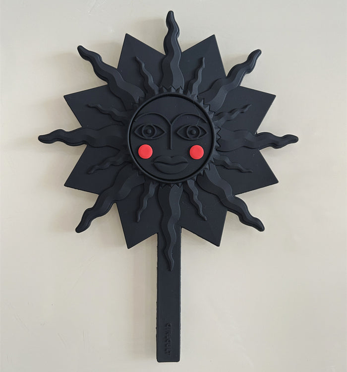 #04 Black Red