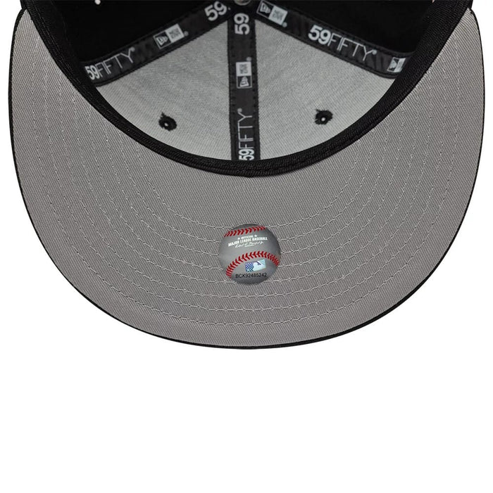 Pictured is this MLB Kanji LA Dodgers 59FIFTY Fitted cap in black. 2