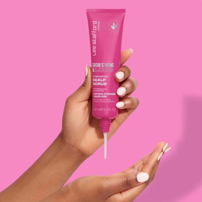 LEE STAFFORD Grow Strong & Long Stimulating Scalp Scrub - šveitiklis galvos odai