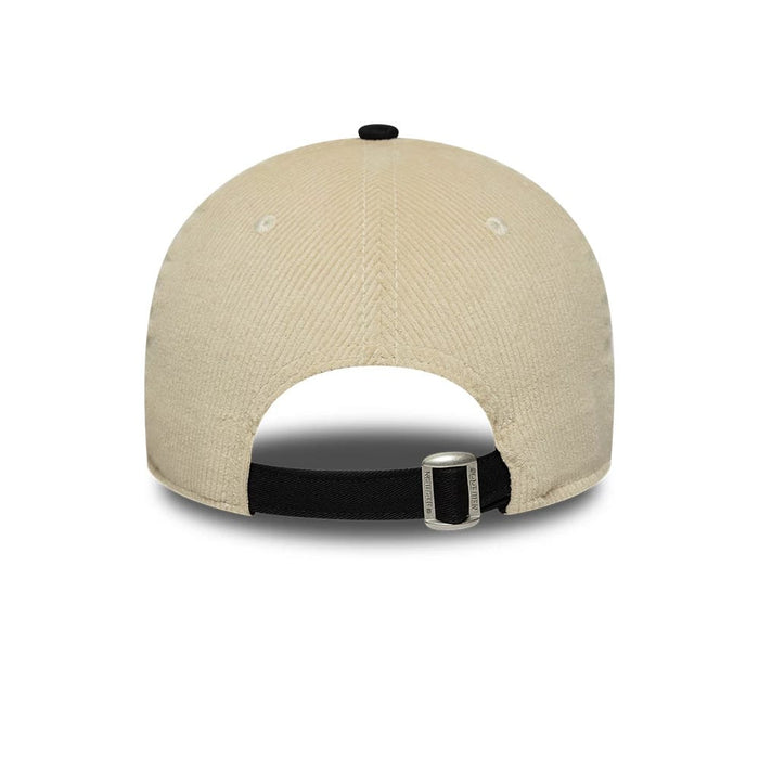 Pictured is this Liverpool FC Cord 9FORTY cap in cream & black. 4