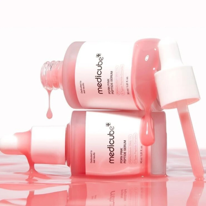 Featuring Rose PDRN and peptides, it visibly improves radiance and skin texture within 2 weeks, leaving your complexion clearer, smoother, and more resilient.