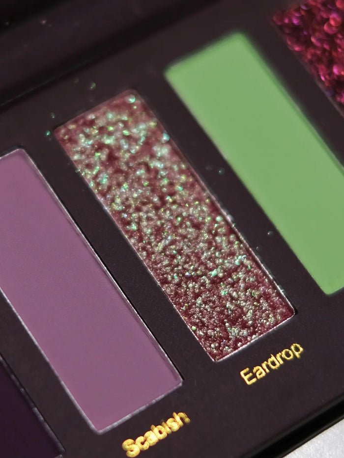Narimi Night Spider 8-Color Chameleon Eyeshadow Palette (7.0) T4041