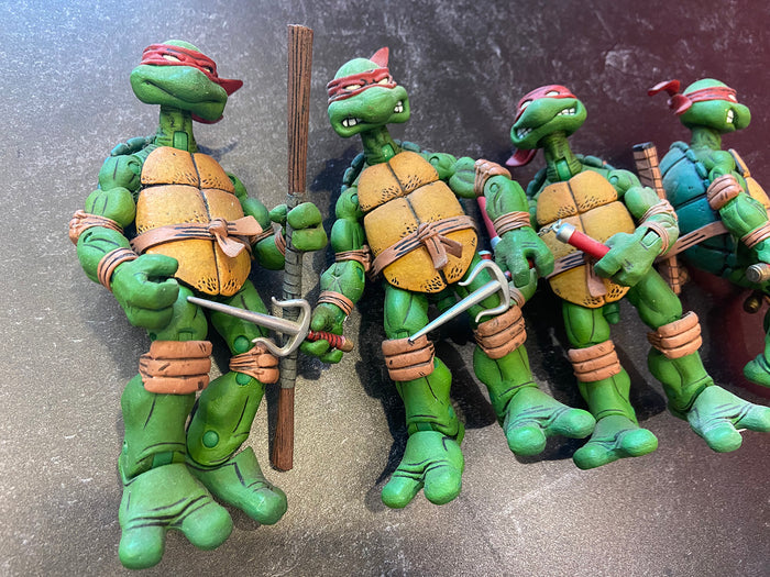 NECA 2008 NINJA TURTLE COMIC VERSION FULL SET