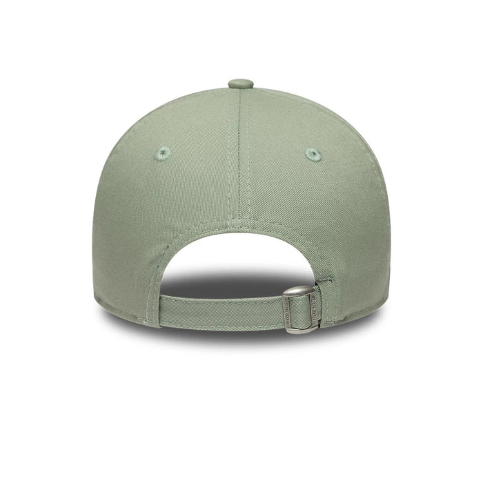 Pictured is this New Era Tennis Club 9TWENTY cap in pastel green. 6