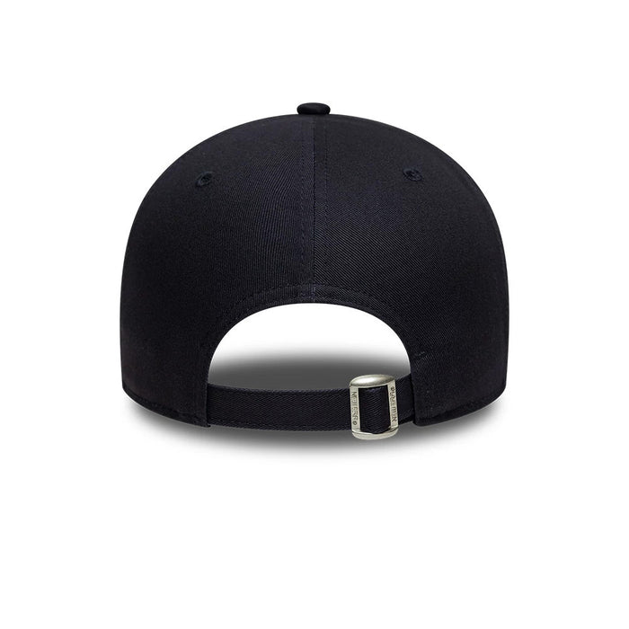 Pictured is this MLB Metallic Outline New York Yankees 9FORTY cap in navy. 4