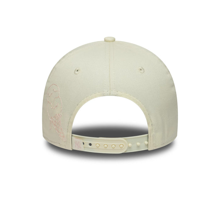 Pictured is this MLB Palm New York Yankees 9FORTY A-Frame cap in white & pink. 6