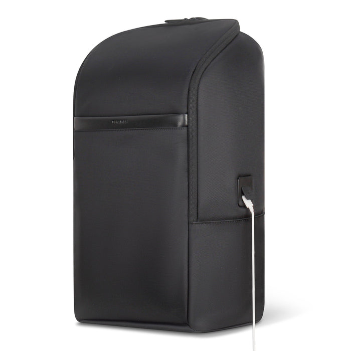 Onyx / Tech Backpack *Drop Ship*