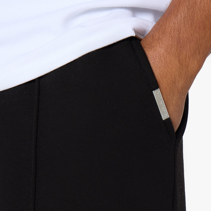 Pleated Core Short | Black