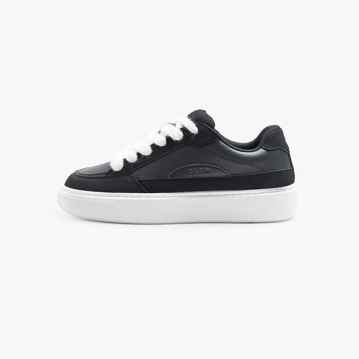Premium Skate Shoe | Black/White