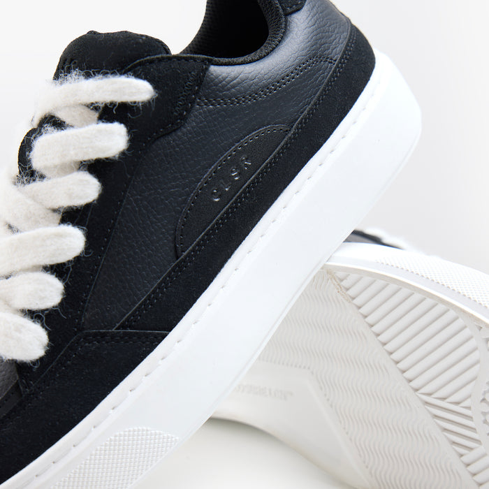Premium Skate Shoe | Black/White
