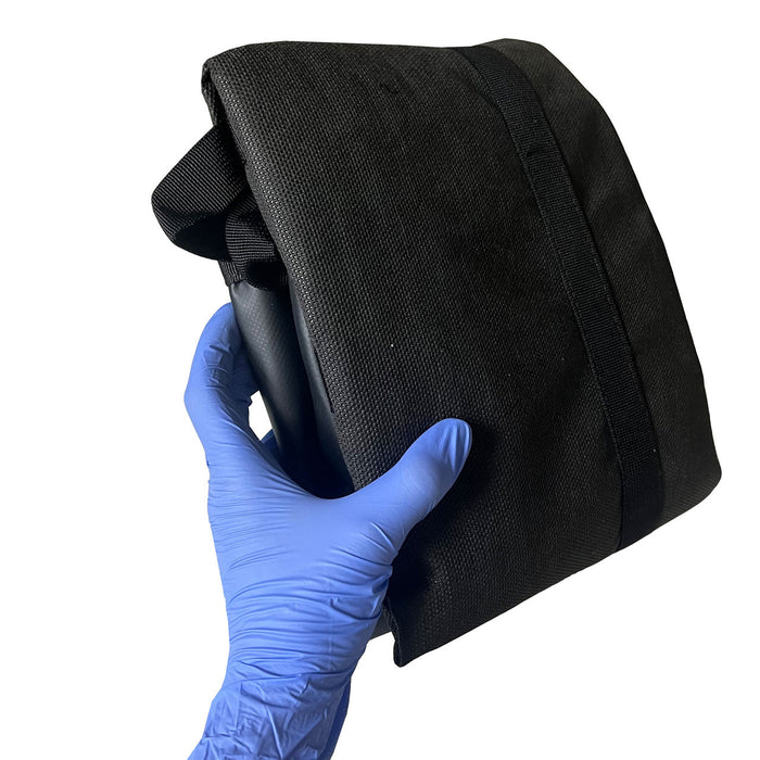 QuikLitter Drag, Folded in hand