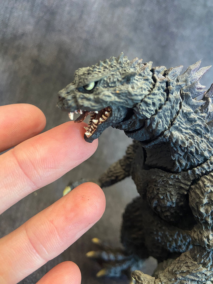 SH MONSTERARTS GODZILLA FIGURE