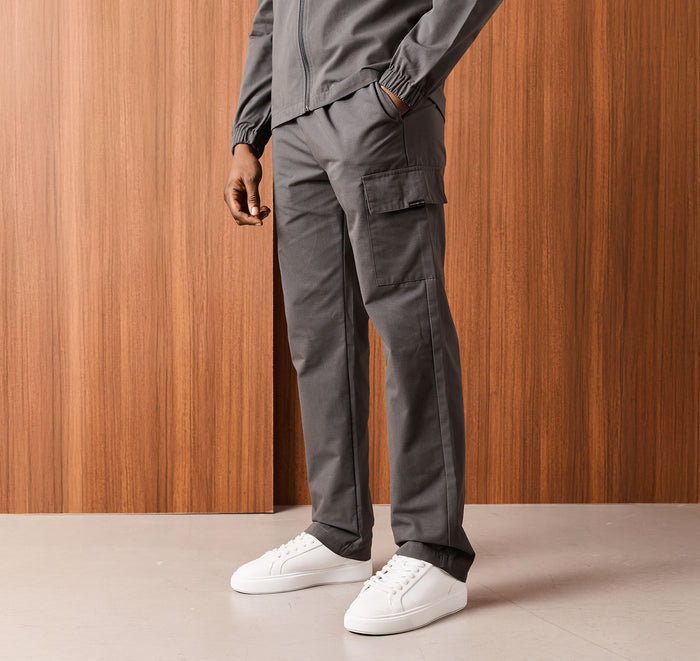 Smart Utility Open Hem Trouser | Charcoal