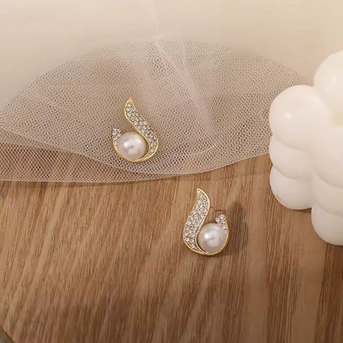 Sparkling Crystal Faux Pearl Twisted Fashion Studs Statement Earrings