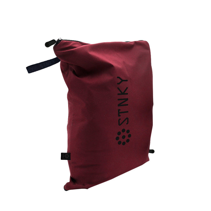 Standard (13L 14" x 18") / Burgundy