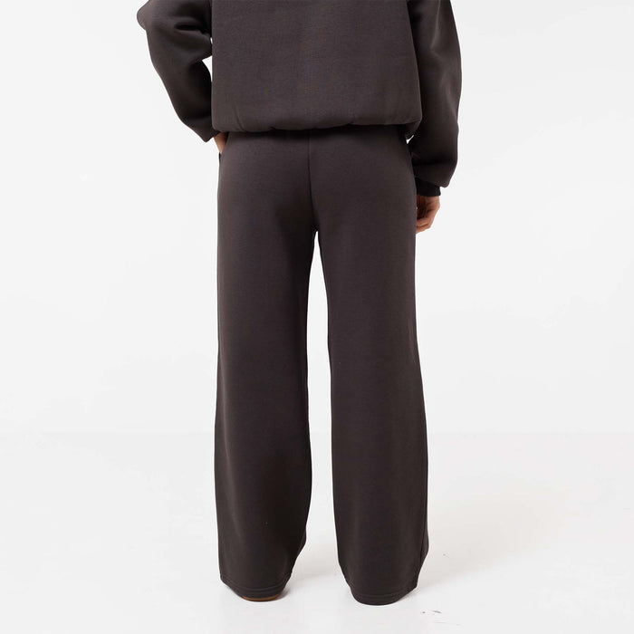 Tonal Core Logo Open Hem Jogger | Espresso