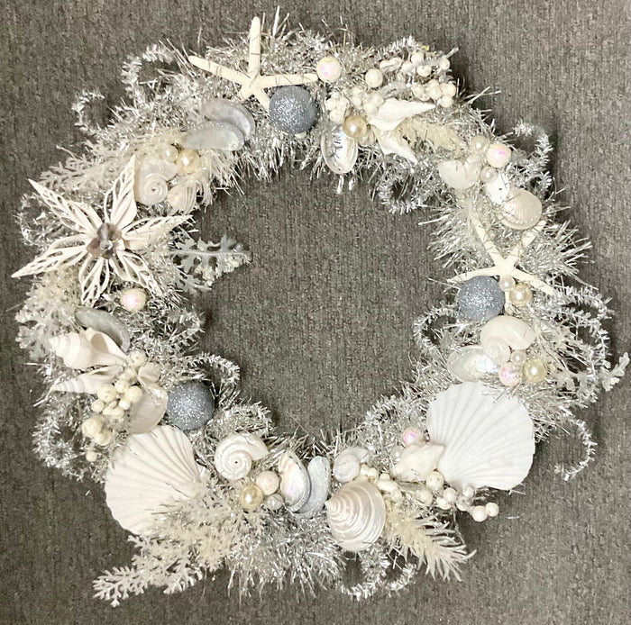 Twinkle Snow Seashell Wreath