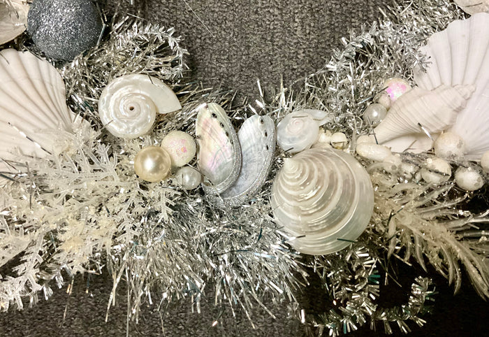 Twinkle Snow Seashell Wreath