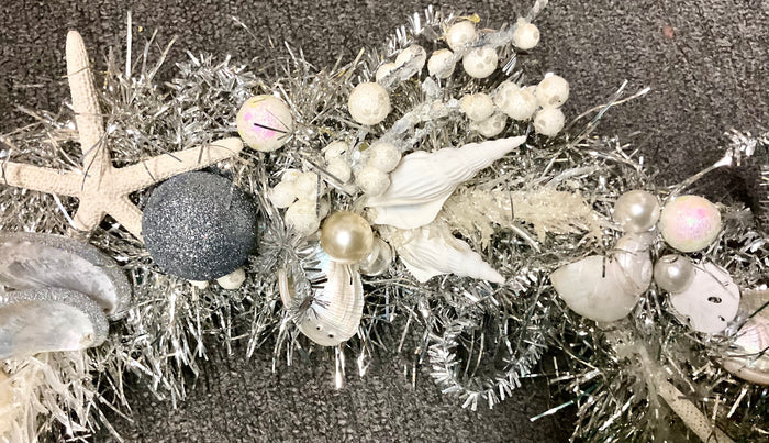Twinkle Snow Seashell Wreath