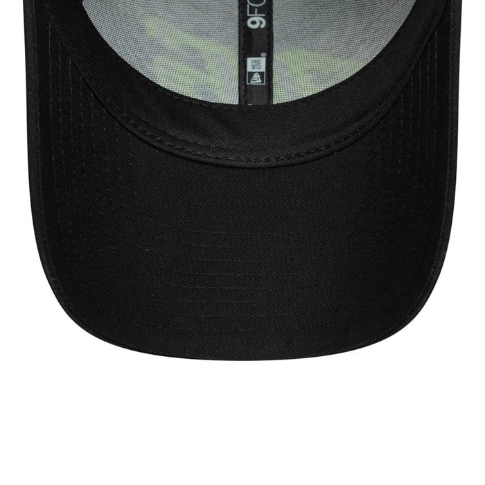 Pictured is this VR46 Logo 9FORTY cap in black. 5