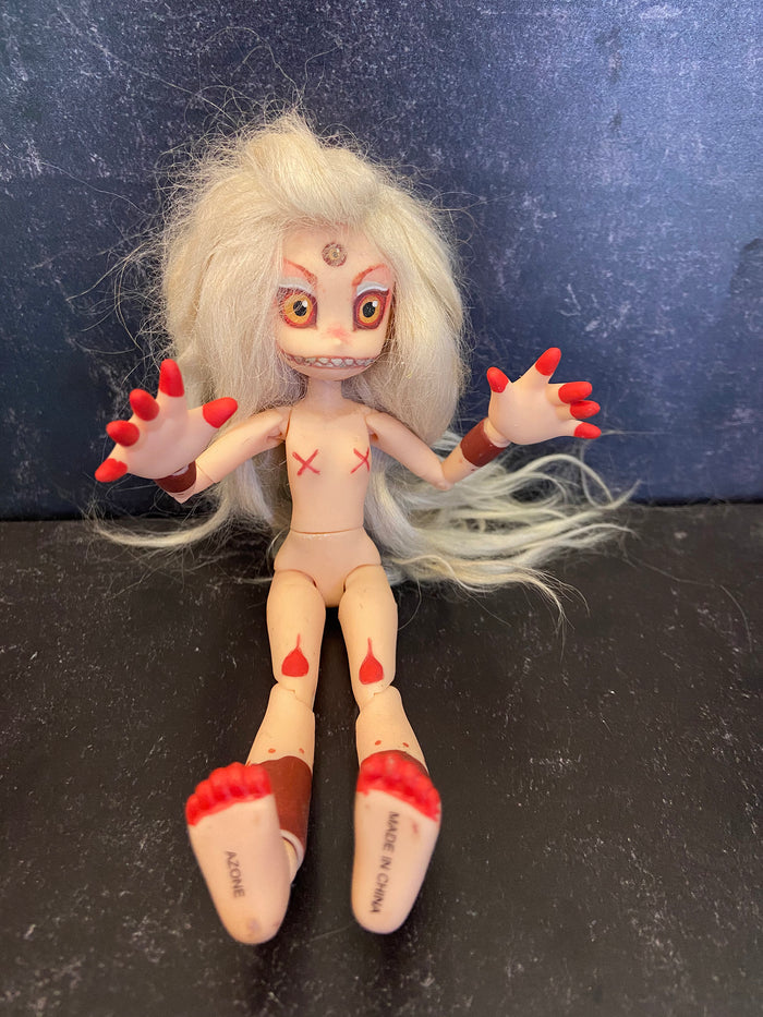 WILD WOMAN DOLL THAT I MADE ( AZONE BLANK BODY CUSTOM)