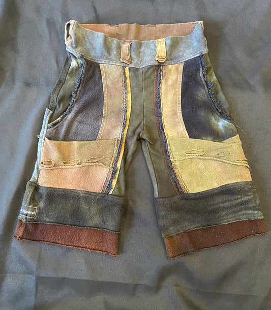 WILDHORSE APPAREL LONG SHORTS SIZE MEDIUM- ITEM #5
